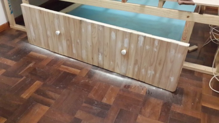 Was dieser mann aus einem 0815 zimmer macht, ist sensationell. das ... Podestbett